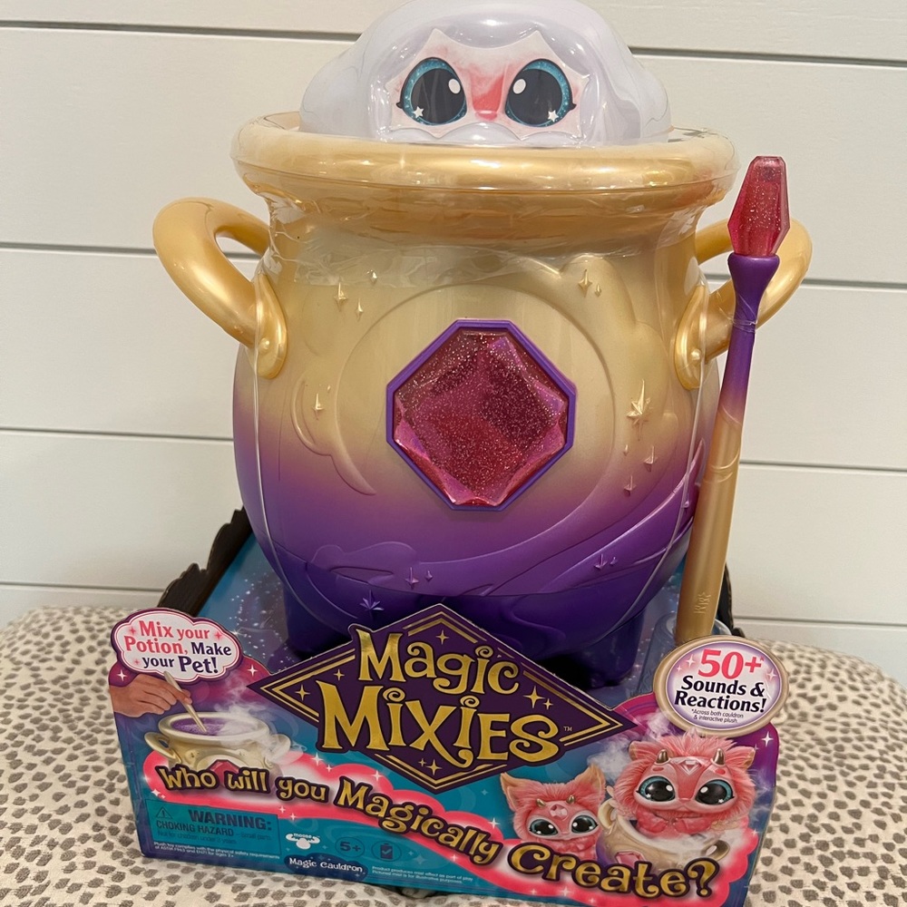 Magic Mixies Magical cauldron Pink